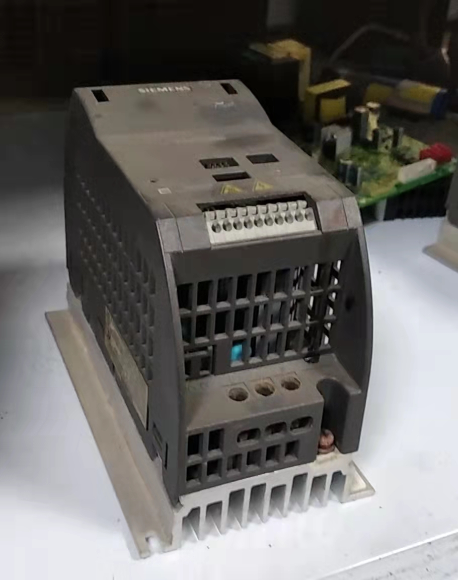 伺服電機驅(qū)動器的工作原理